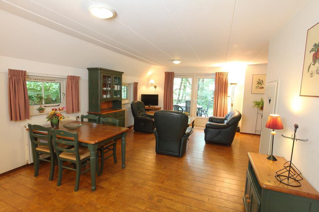 Natuurpark De Witte Bergen Hotel Rouveen Kamer foto