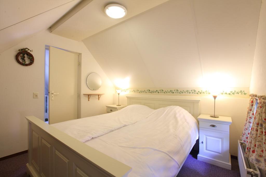 Natuurpark De Witte Bergen Hotel Rouveen Kamer foto